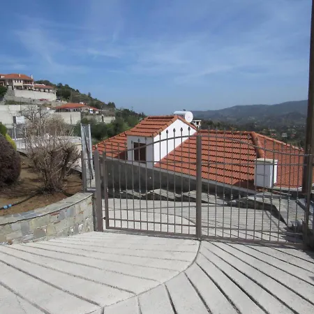 Aloni Country House *